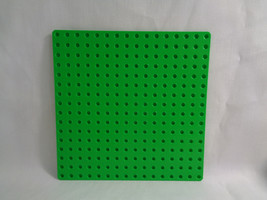 LEGO 16 X 16  -  Green, lighter tone, Standard Flat Base Plate  - £2.65 GBP