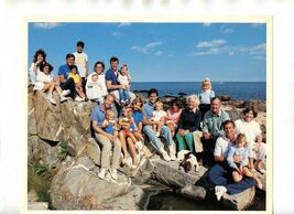 George H W Bush Family Photo College Republican National Committee - $13.86