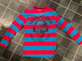 Boy&#39;s Old Navy Red/Blue Striped Medium 8 Long Sleeve*Pre Owned* ddd1 - £7.82 GBP
