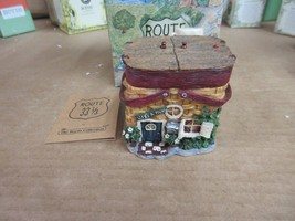 Boyds Bears Route 33 1/3 Molly&#39;s Picnic Palace 19910 Resin Figurine Cottage - $55.17