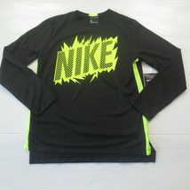 Nike Boys Long Sleeve Shirt Size Xl BV3874 010 - £14.09 GBP