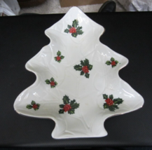 Vintage Lefton China Handpainted Christmas Holly Dish Plate #8190 - £13.23 GBP