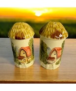 Marks &amp; Rosenfeld Ceramic Barn Farmhouse Salt and Pepper Shakers VTG Japan - $254.93 MXN