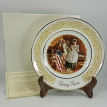 Vintage 1973 Collector&#39;s  Plate &quot;BETSY ROSS&quot; Plate by Avon 8.75&quot; Wedgwoo... - $12.00