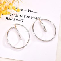 1 Pair Women Comfortably Hooping Ear Cuff Earrings Classical No Piercing Needed  - £6.45 GBP