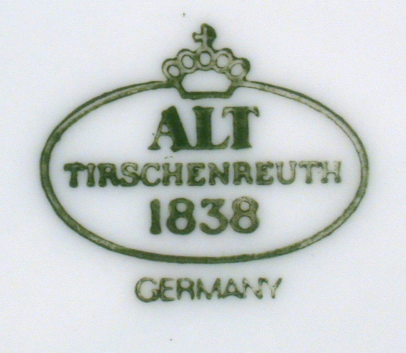 Tirschenreuth Baronesse Orlean 6.75-in Lg Saucer 33029 Germany  Item image 3