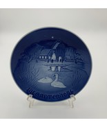 Bing &amp; Grondahl  Copenhagen Porcelain &quot;Christmas in the Village&quot; 1974 Plate - $283.73 MXN