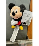 Disney Parks Mickey Mouse Plush Magnet NEW - $458.42 MXN