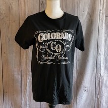 Gildan Colorful Colorado T-Shirt, Medium, Black, 100% Cotton, Short Sleeve - £14.41 GBP