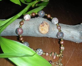Genuine Rhodonite And Fresh Water Pearls Beads Bracelet - $9.99