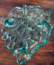 Dimensional Grape Cluster Footed Leaf Shaped Bowl Green Clear Glass 10&quot;x9&quot; - £25.57 GBP