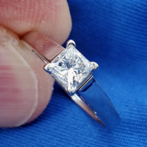 Earth mined Diamond Solitaire Princess cut Engagement Ring 14k White Gold Size 7 - $72,030.37 MXN