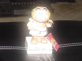 Enesco Garfield Little Ceasar Ceramic Figurine With Tags - £38.98 GBP