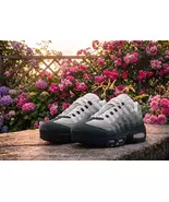 A-i-r Max 95 Big Bubble 'Pink Foam' Size US Women's 5.5-11 - $118.00