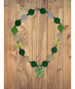 NEW Girls St Patrick&#39;s Day Shamrock Bubblegum Necklace - $152.40 MXN