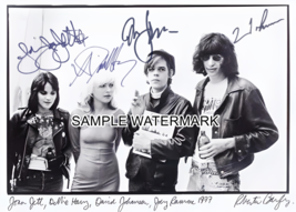 Joey Ramone Joan Jett, Debbie Harry, Roberta Bayley, David Johansen Photo signed - £1.47 GBP