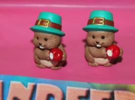 Hallmark Merry Miniatures Beaver Leprechaun With Apple Holiday Figurine Set - $19.79