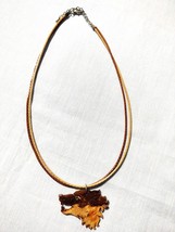Wolf Head Cut Out Half And Half Light Tan Brown Coconut Shell Pendant Necklace - £11.93 GBP