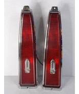 1985 85 1986 86 Cadillac DeVille Fleetwood Tail Lights OEM 16500787 Pair - $3,357.90 MXN