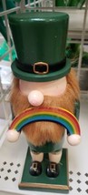 St Patrick&#39;s Day 9&quot; Leprechaun Nutcracker Holding A Rainbow - £16.74 GBP