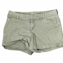 Old Navy Everyday Chino Shorts Women&#39;s 6 Mid-Rise Stretch Relaxed Solid Green - $12.42