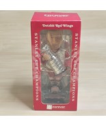 2002 Detroit Red Wings Larionov Men On Ice Limited Edition Collectible B... - €50,89 EUR