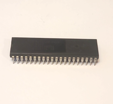 INTEL P8051AH DIP 8 BIT INTEGRATED CIRCUIT - £3.02 GBP