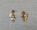 Vintage Gold Tone Leaf Design Autumn Fall Earrings, 1&#39;&#39; - $9.49