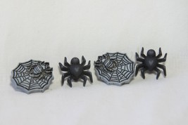 Novelty Button Mix (New) 5/8&quot; - 7/8&quot; (4) Spiders And Spiderwebs - £3.58 GBP