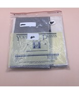VTG CROSS STITCH FABRIC Yorktown Prints 1980s Needle Co Sewing Crafting - $13.56 CAD