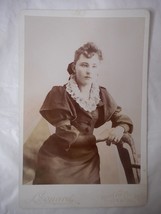 Vtg Cabinet Card Woman Black/White by Leonard in Richland Center Wis 6 1/2x4 1/4 - £14.03 GBP