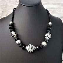 Vintage Necklace - Black and White Chunky Statement Necklace - £10.99 GBP