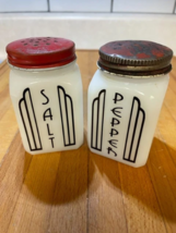 Vintage milk glass salt and pepper set with original lids  - £15.66 GBP