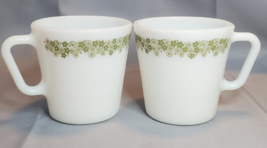 Pyrex Spring Blossom Milk Glass Coffee Mugs Cups Set Of 2 Crazy Daisy Vintage - £9.26 GBP