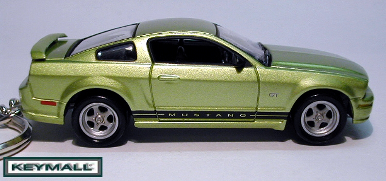 RARE KEY CHAIN 2005~2011 LEGEND LIME GREEN FORD MUSTANG LLAVERO PORTE CLE БРЕ - £30.66 GBP