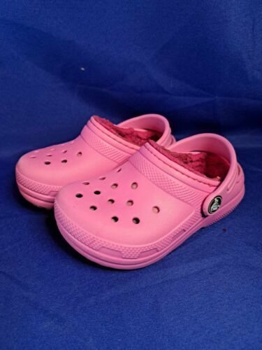 Primary image for Crocs Fuzzy Lined Clogs Shoes Pink Size 8 Youth / Kids Fleece Classic Fuzz