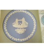 Wedgwood Blue Jasperware Christmas Plate 1975 Tower Bridge Original Box ... - £22.68 GBP