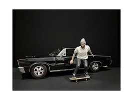 Skateboarder Figurine II for 1/18 Scale Models by American Diorama - £16.21 GBP