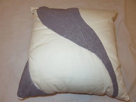 Diane Von Furstenberg Purple wave Beaded deco pillow NWT - £45.28 GBP
