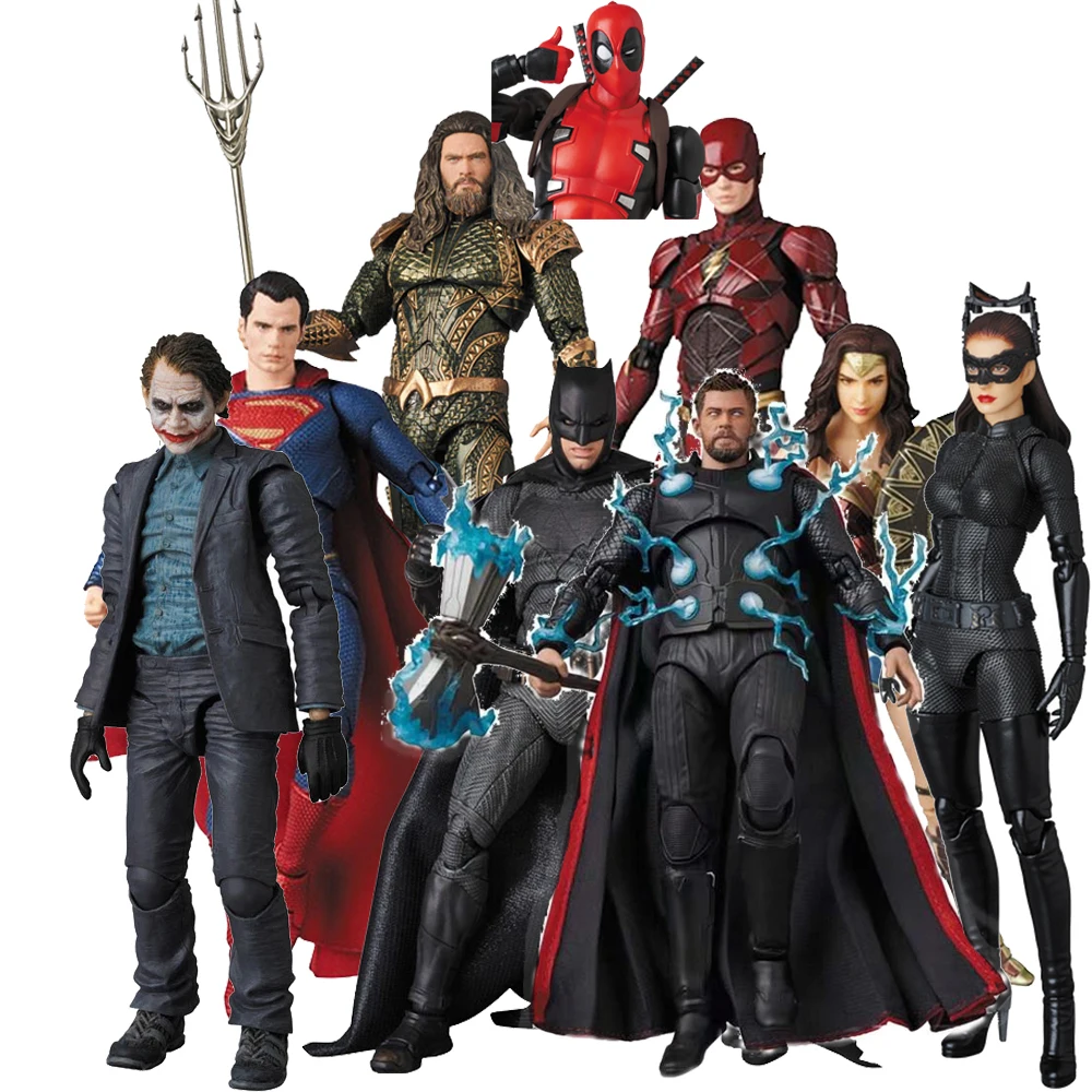 Marvel Mafex Joker Cyborg Flash Vemon Bruce Wayne Spider Man  Deadpool Aquaman - £24.95 GBP+