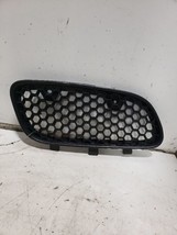 Passenger Grille Recessed In Bumper Fits 97-03 GRAND PRIX 702496 - £28.94 GBP