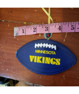 VINTAGE 1970&#39;s Vikings Football Shape Purple Christmas Ornament 5&quot; MN Mi... - $506.72 MXN