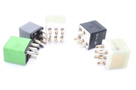 86-93 MERCEDES-BENZ W124 300E Control Relay Fuses X5 F4021 image 9