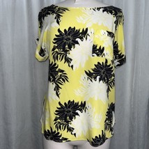 Loft Women&#39;s Blouse Yellow w/ White &amp; Black Floral Print Size Small - £7.12 GBP