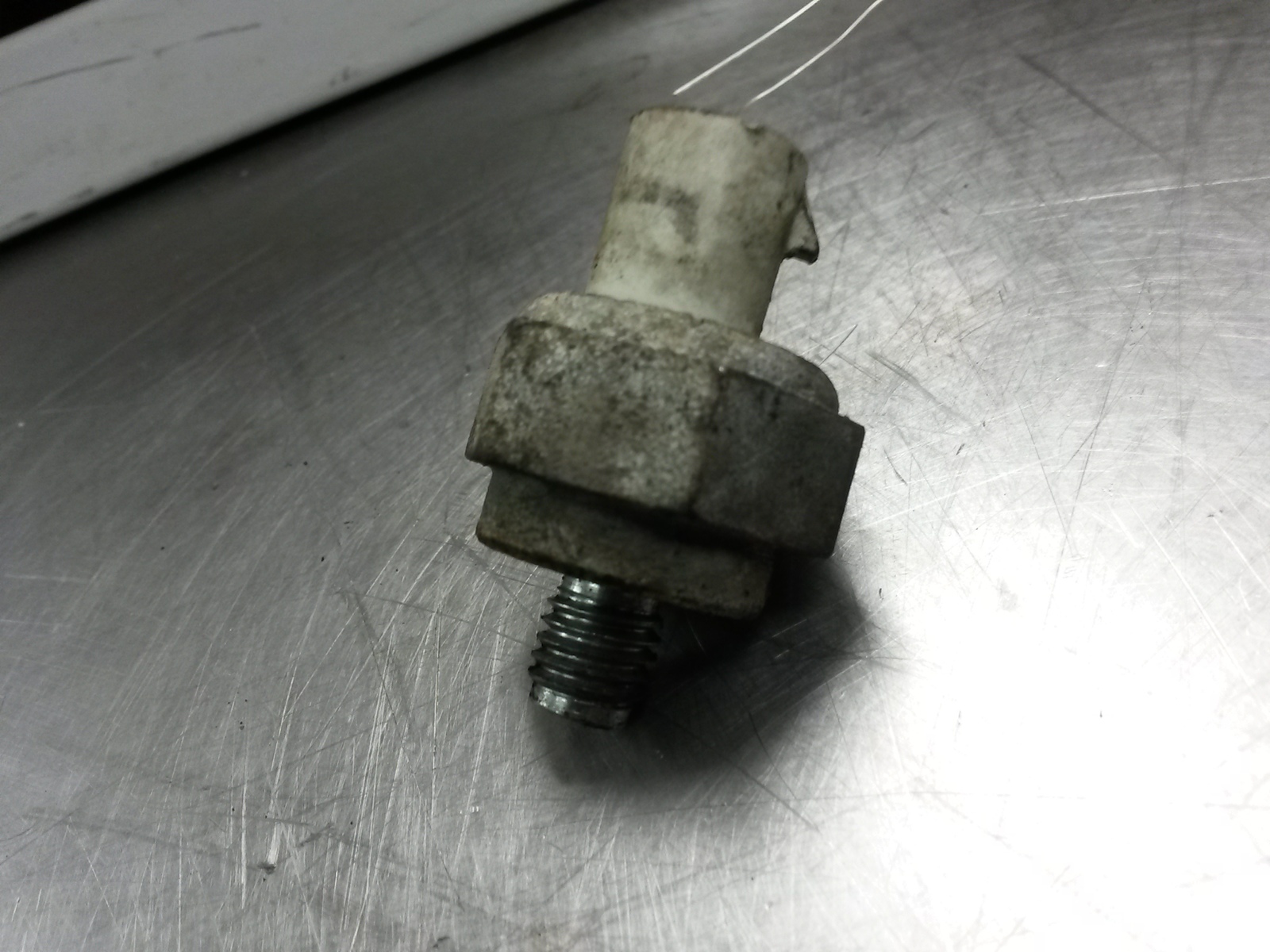 Knock Detonation Sensor From 1998 Chrysler  Town &amp; Country  3.8 - $20.74
