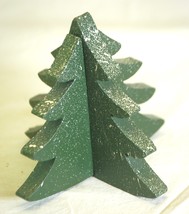 Wooden Green Christmas Tree White Snowflakes Xmas Decor - $184.34 MXN