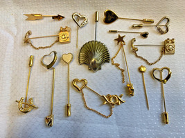 Vtg Stick Pin Lot Goldtone Napier Avon Hearts Seashell Phone Lapel Hat Jewelry - £39.92 GBP