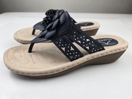 CLIFFS BY WHITE MOUNTAIN Women&#39;s Cynthia Wedge Sandal,  sz 8 W - $34.65