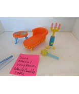 Mattel  J6757 Dora the Explorer Magical Living Room 4 pc Lounge Table Ca... - $14.80
