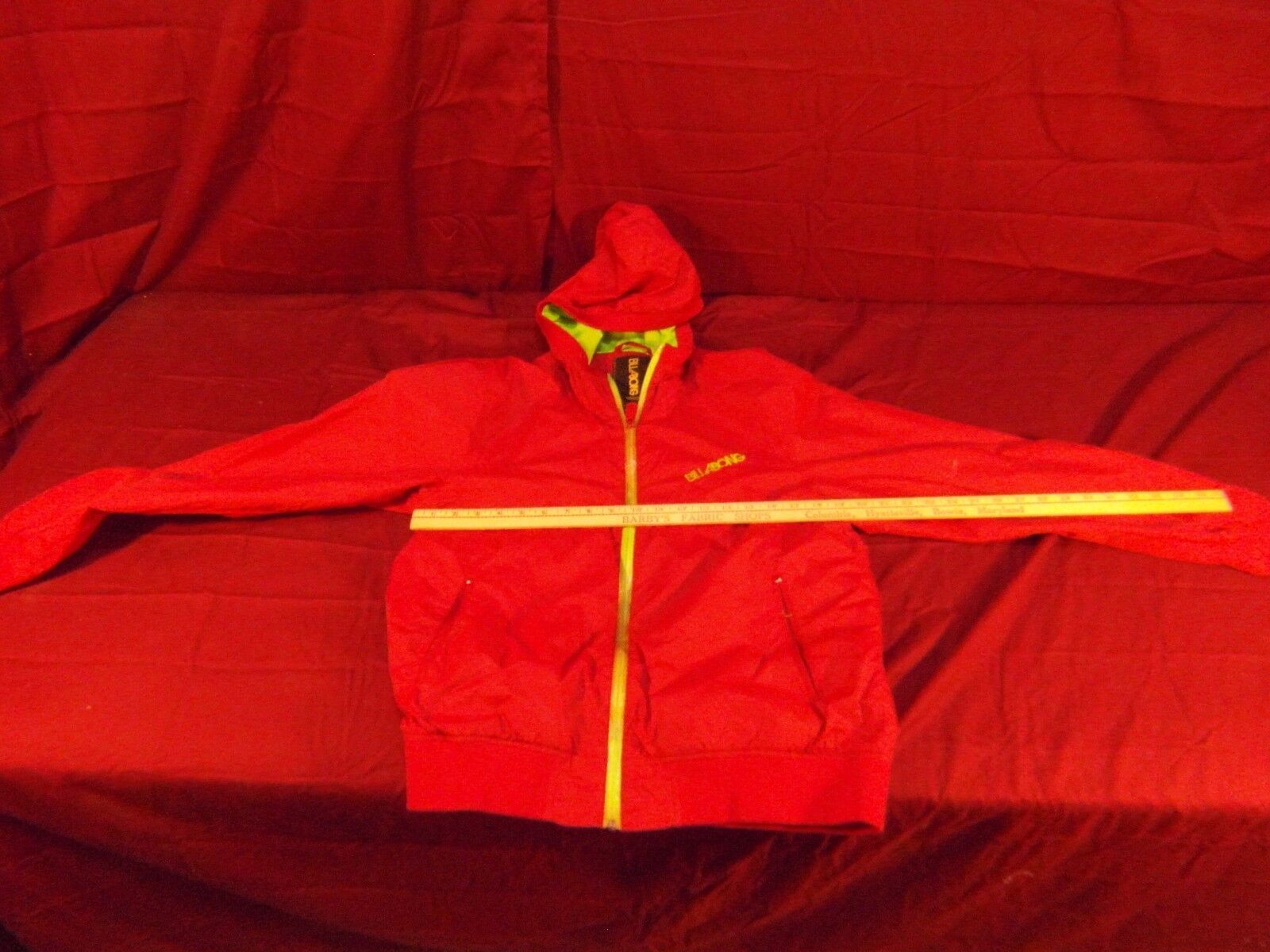 BillaBong Youth Jacket Size: Medium ~ NM 30003 - $7.32